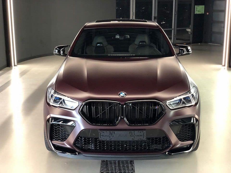 宝马X6M：战意十足的配色!