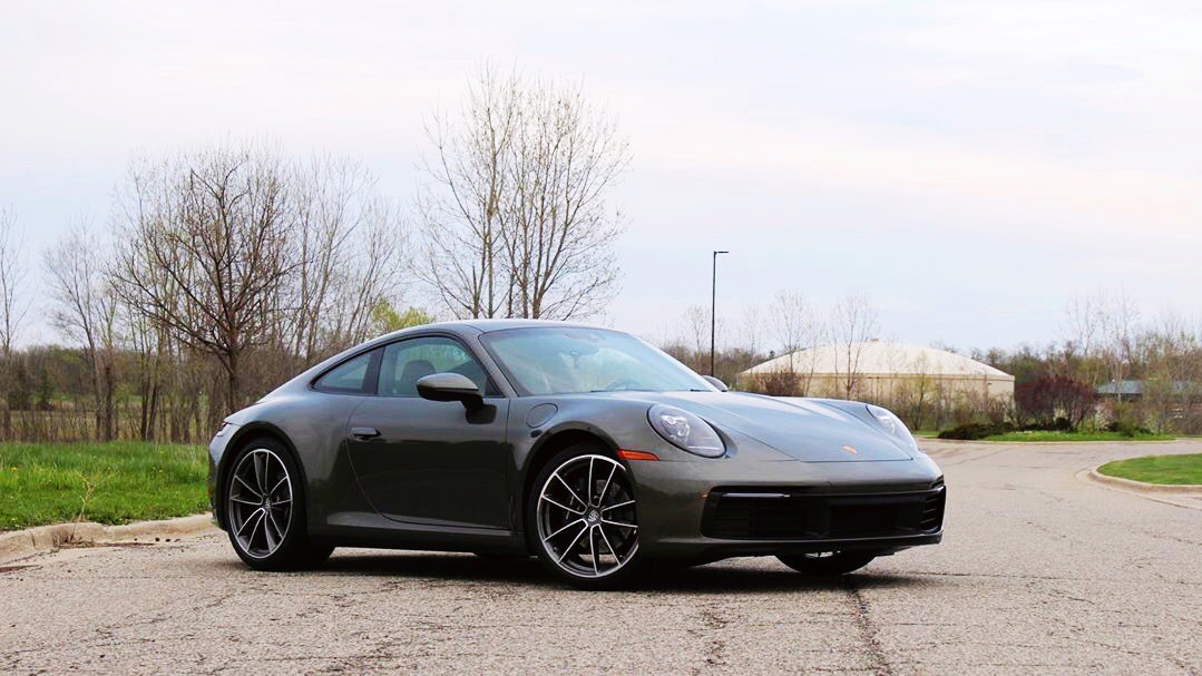 Porsche 911 Carrera 4 车尾设计完美！