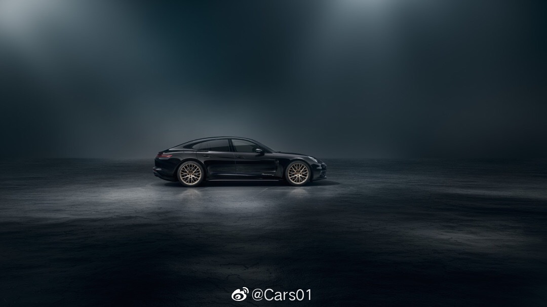 保时捷Panamera 10周年纪念版发布，国内售价1,168,000元。