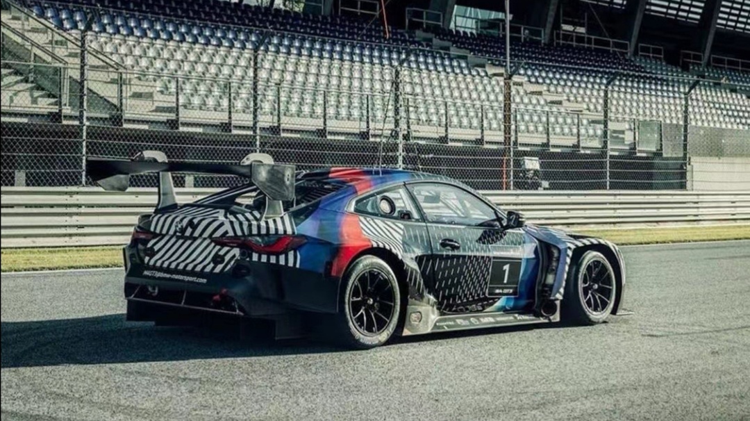 新一代宝马M4的GT赛车进化为GT3级别，将取代之前的M6 GT3。