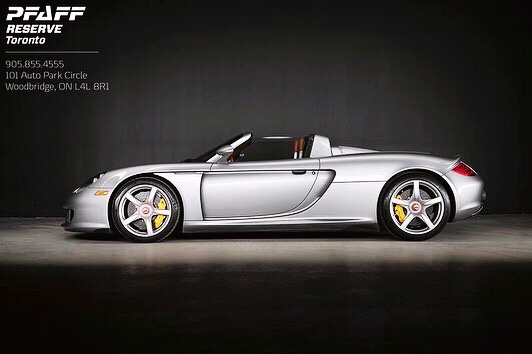 Porsche Carrera GT 。还是很帅气。