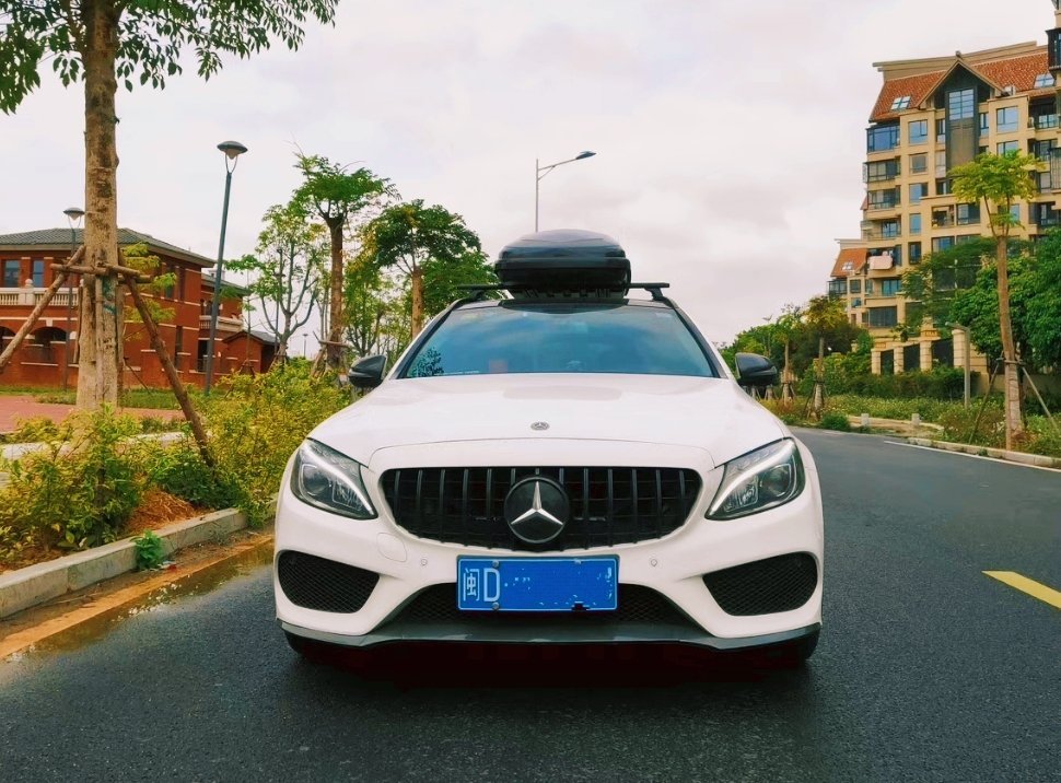 扛着小书包的奔驰C旅，也很耐看啊！