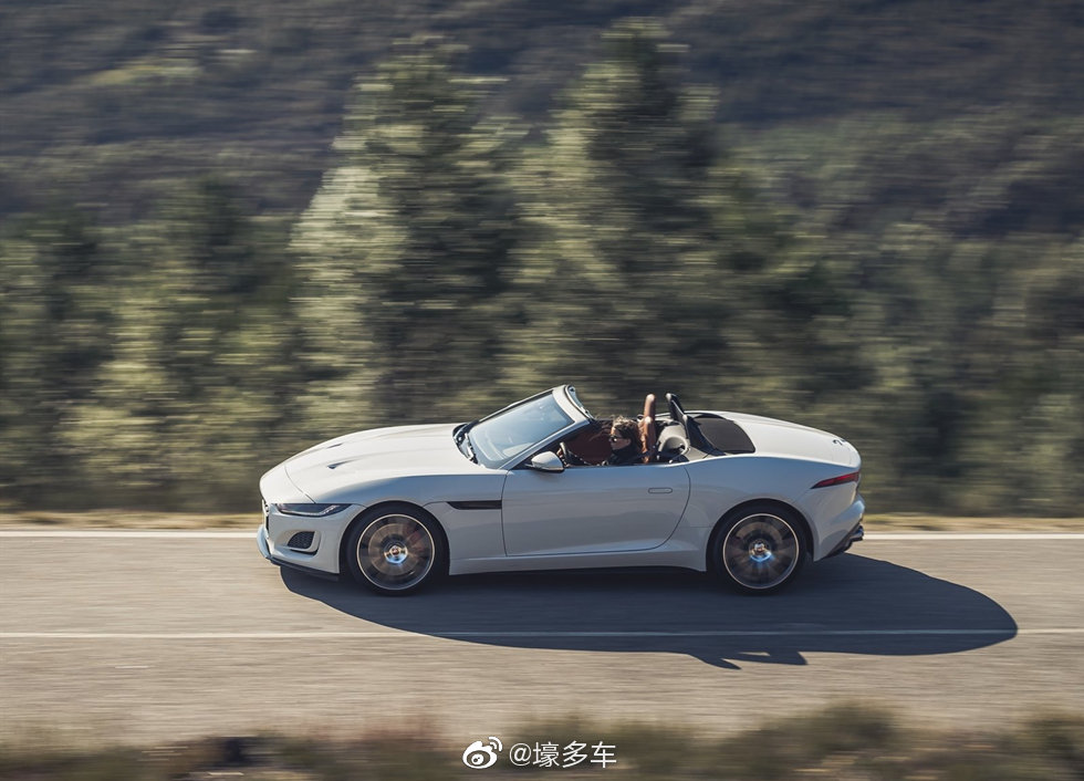 58.2万元起售 新款捷豹F-TYPE