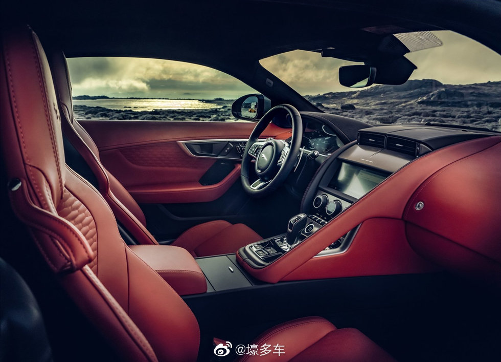 58.2万元起售 新款捷豹F-TYPE