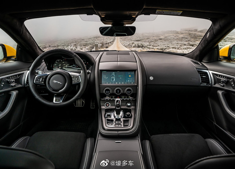 58.2万元起售 新款捷豹F-TYPE