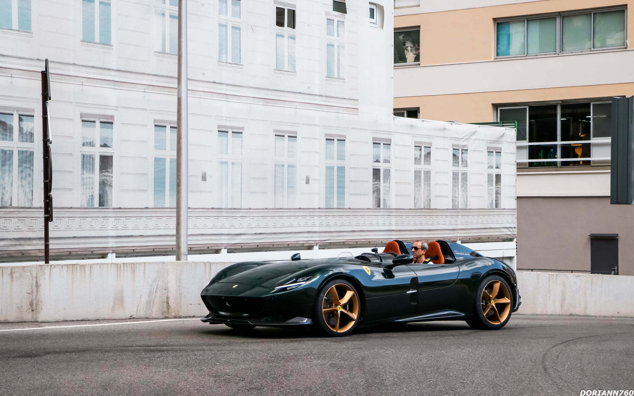 街拍 ~ Ferrari SP2 （by Dphotographymc）