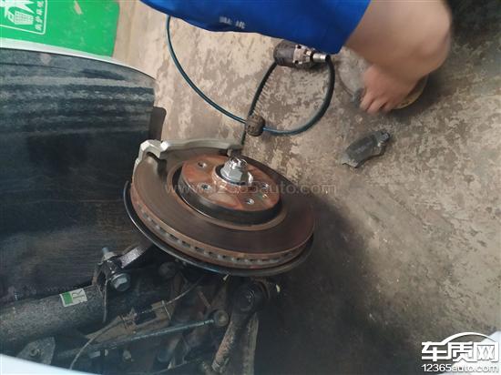 奇瑞艾瑞泽5 PLUS方向盘不正 底<em>盘刹</em>车异响