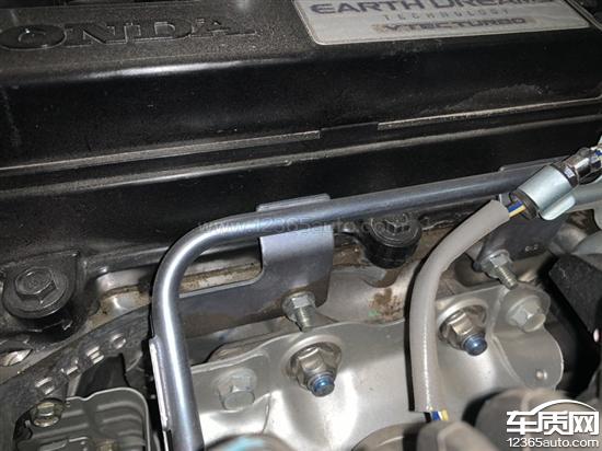 广汽本田雅阁发动机<em>气门</em>室盖漏油