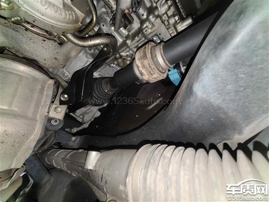 广汽丰田雷凌发动机涡轮增压器处漏油