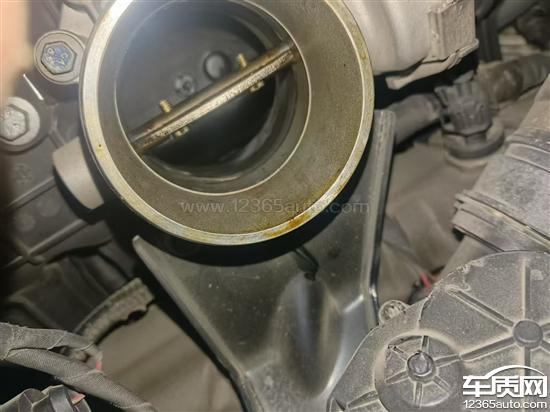 魏牌 VV7<em>活塞</em><em>环</em>卡制 发动机严重烧机油