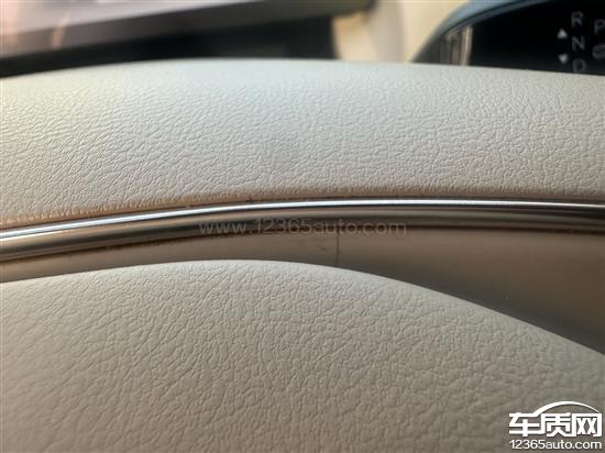 小鹏P7+<em>真皮</em><em>座椅</em>破裂 方向盘转向异响