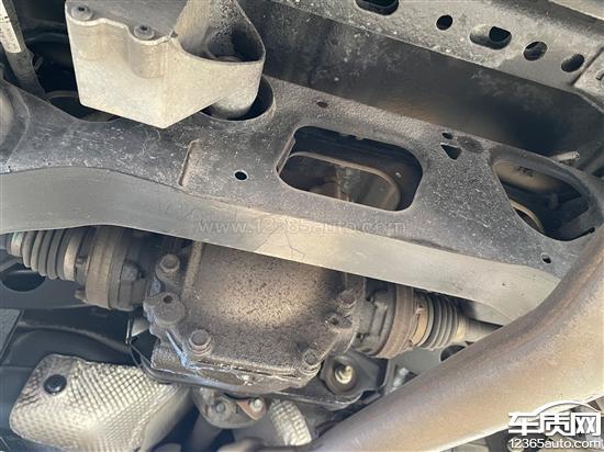 凯迪拉克ATS-L<em>差速</em><em>器</em>轴承突然卡死