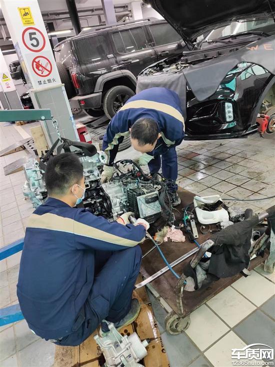 魏牌vv6新车烧机油换发动机后还烧机油