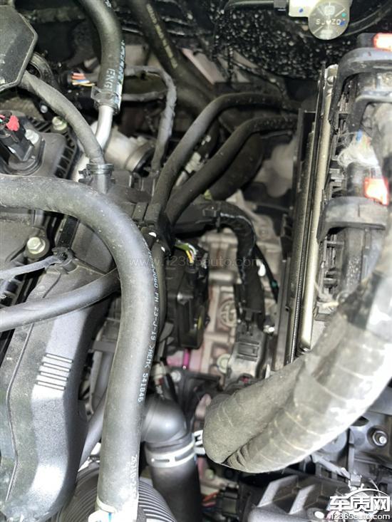 北京现代ix35发动机漏防冻液 存在质量问题