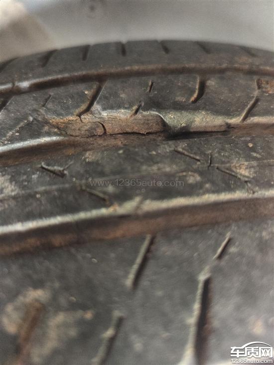 长安欧尚Z6新能源刹车异响 发动机<em>爆震</em>