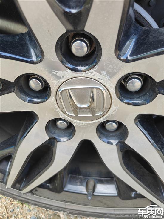 广汽本田雅阁多个<em>轮毂</em>氧化 腐蚀