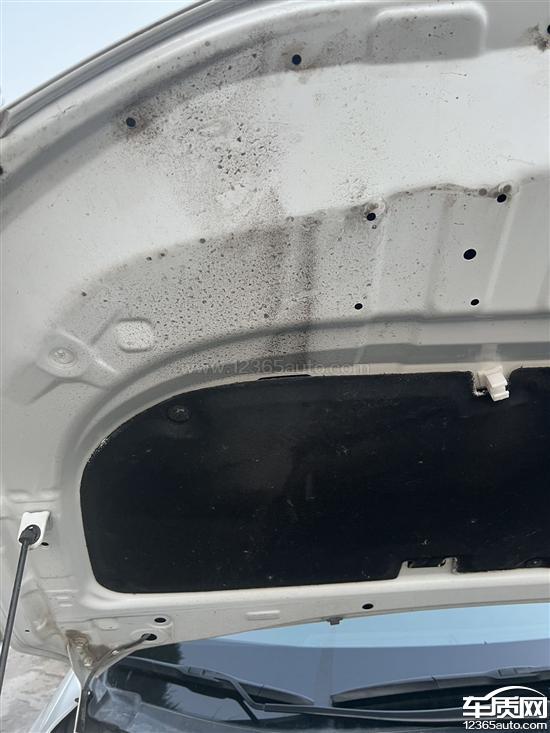 广汽丰田威兰达空调<em>压缩</em><em>机</em>漏油