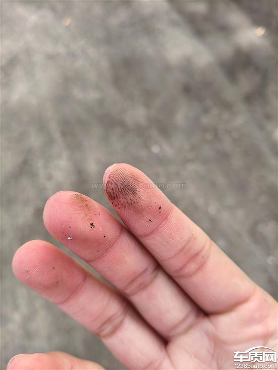 哈弗枭龙MAX右后<em>半轴</em>漏油 影响使用