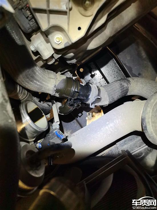 长安CS75PLUS<em>涡轮</em><em>增压</em>漏油导致发动机拉缸