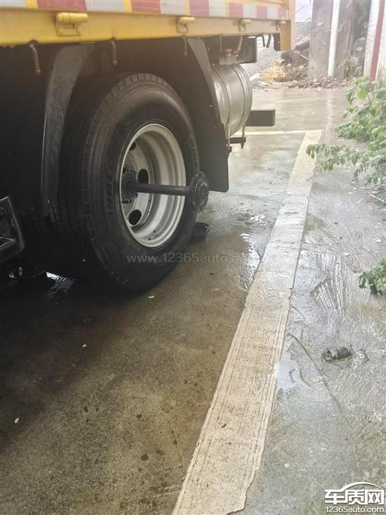 福田时代领航空载状态下后桥传动<em>打</em><em>齿</em>