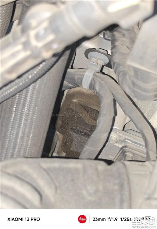 长安UNI-T变速箱顿挫漏油 <em>A</em><em>柱</em>漏风