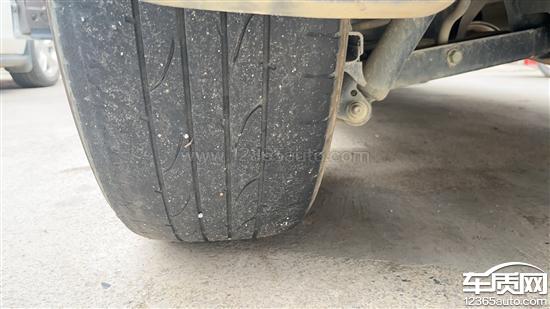 东风日产逍客吃胎偏磨 维修未解决-新浪汽车