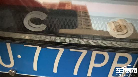 长安林肯Z尾灯开裂 天窗开裂 宣传不符