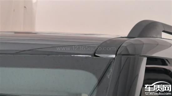 方程豹钛7车顶<em>行李</em><em>架</em>胶条凸起