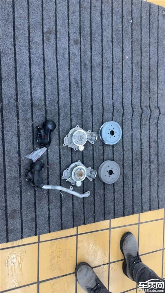 保时捷Cayenne<em>水泵</em>电磁阀有渗水现象