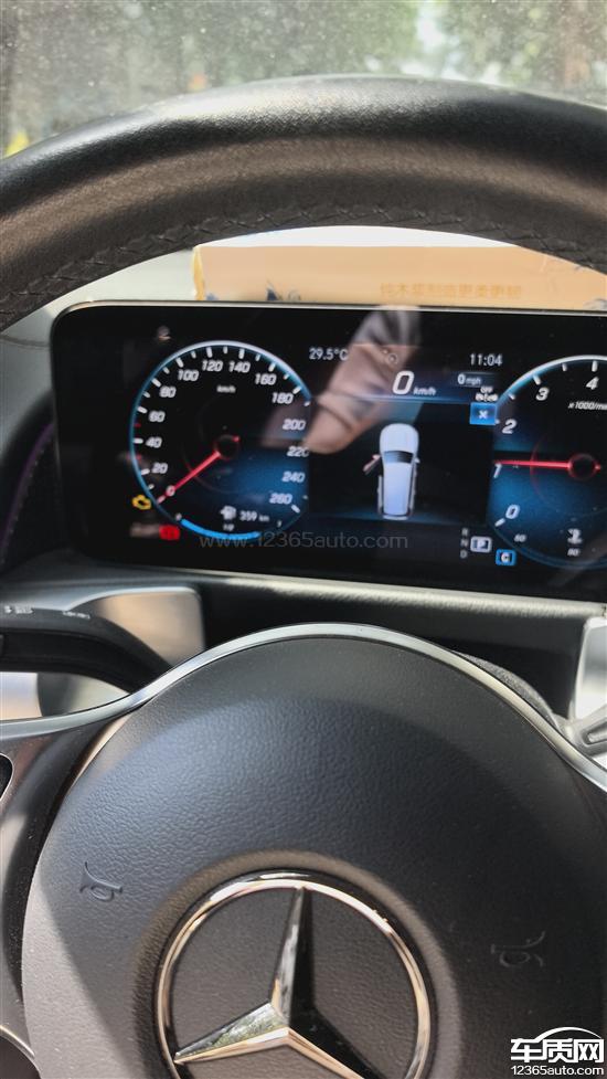 北京奔驰GLB发动机<em>缸盖</em>损坏导致故障灯亮