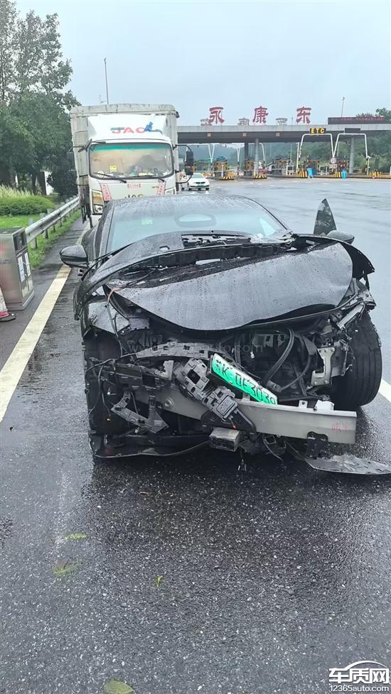 阿维塔12事故碰撞安全<em>气囊</em>未弹出