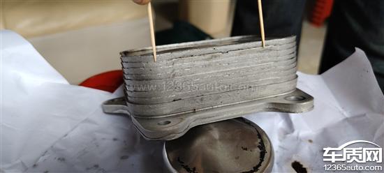 长城金刚炮<em>散热</em><em>器</em>裂缝机油漏光 发动机拉缸