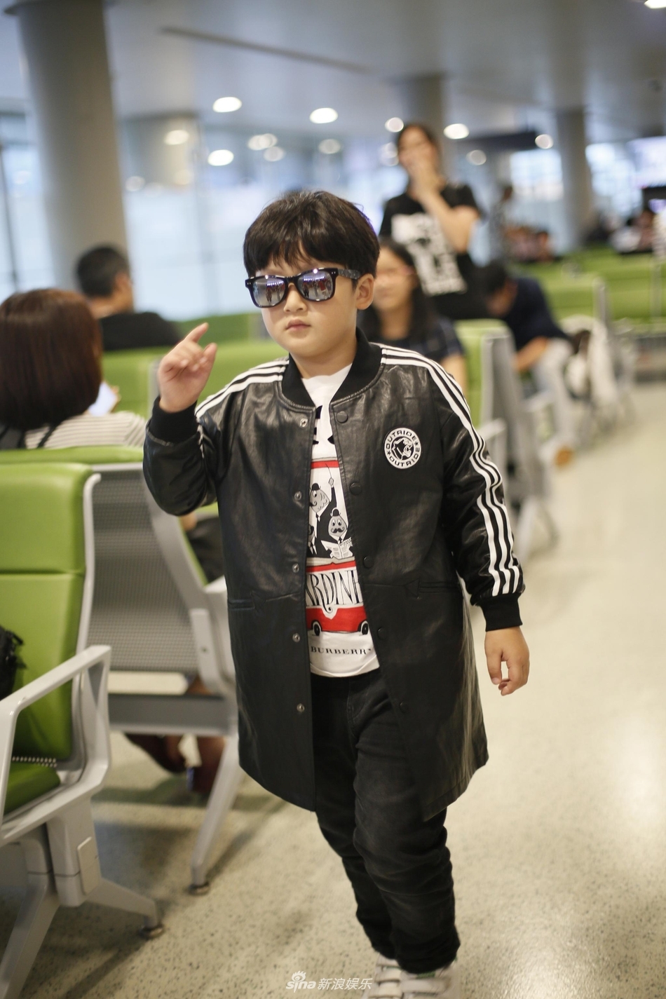 邹明轩录完《爸爸》瘦一大圈