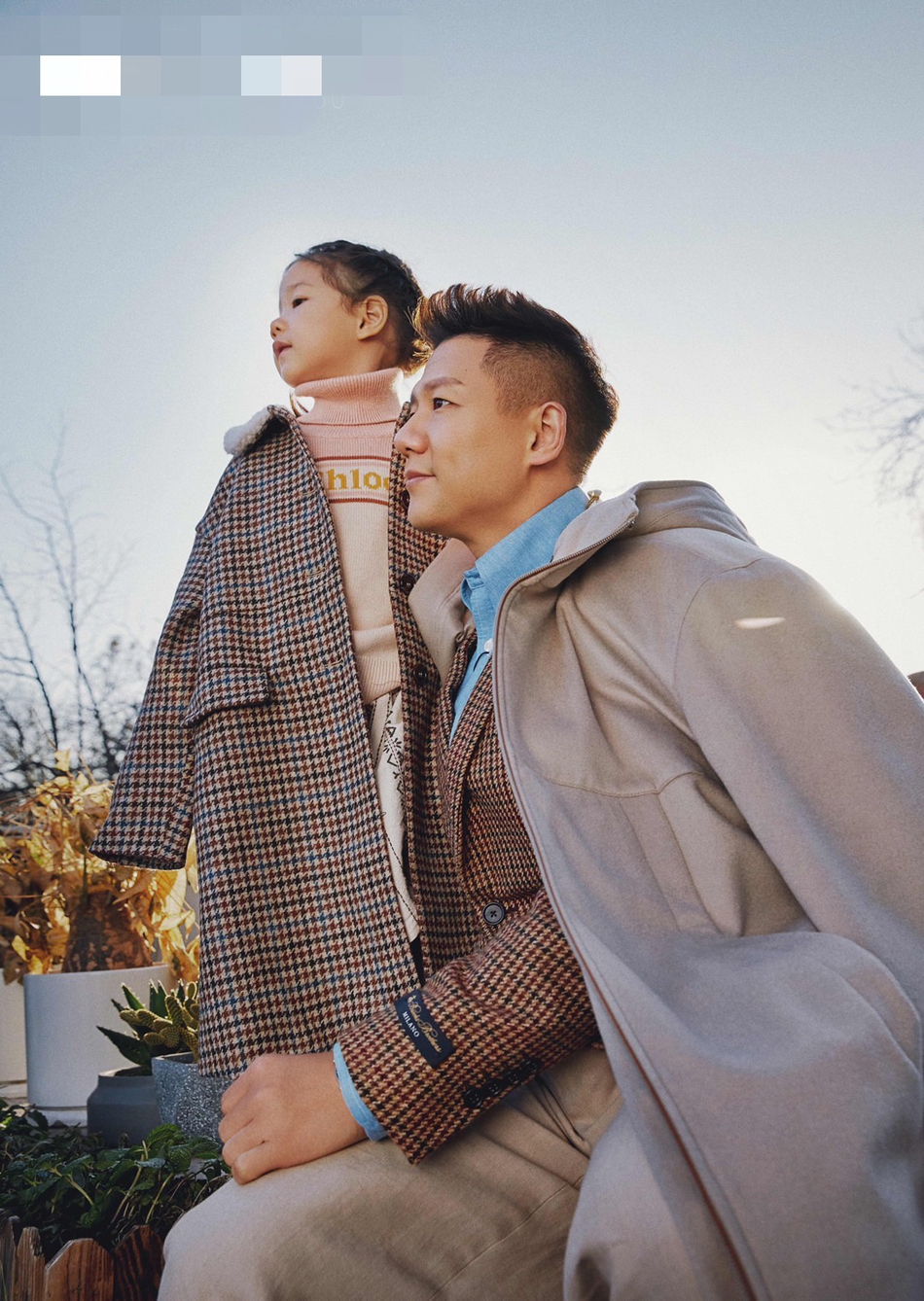 陈一冰与女儿冬季大片曝光