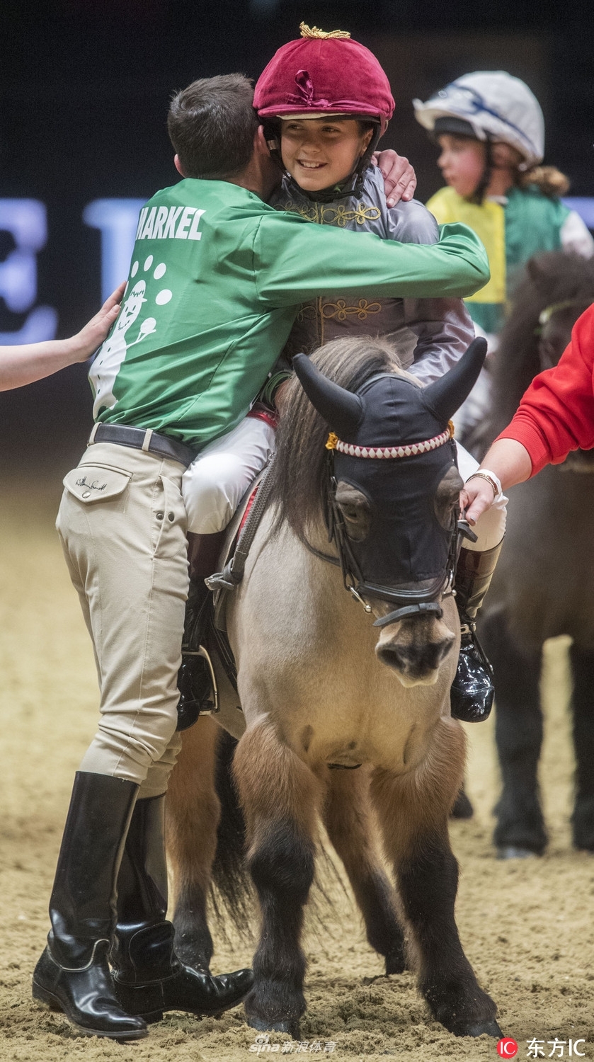 伦敦国际马展萌娃萌马齐上阵