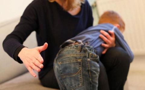 娃娃的屁股拍不得 法国正式通过禁止打屁股法