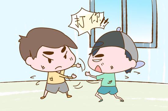两个孩子在学校打架纷纷被停课