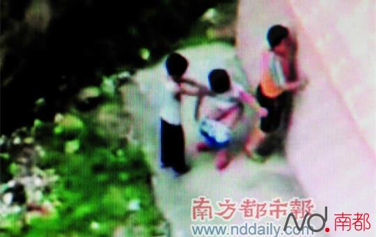 12岁男孩看黄网天天手淫 家长束手无策