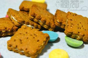 红糖芝麻夹心饼干