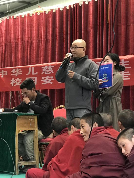 安童生专项基金主任宁蓬