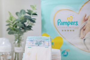 帮宝适纸尿裤负面缠身：发现活虫蠕动、含有毒物