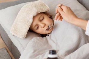 九月龄应该适用多少剂量美林？