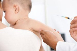 孩子打13价肺炎疫苗最少要间隔多久？