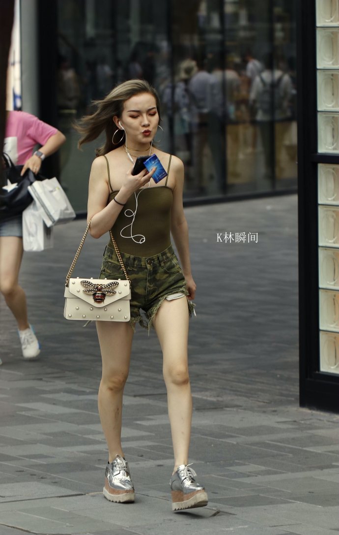 随着马儿的奔驰项弄小刀小说全文最新在线阅读-蓝马小说