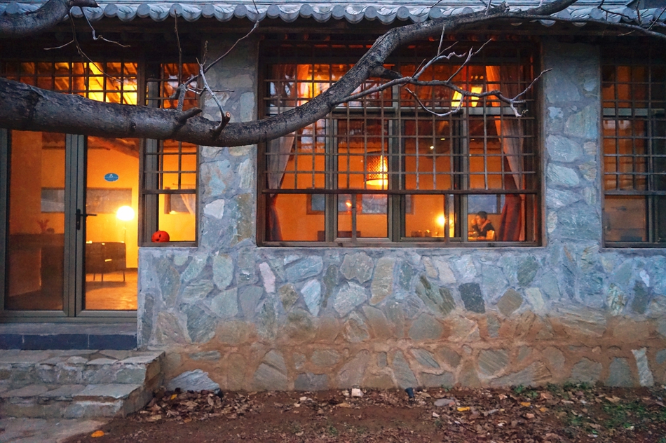 黄晓明带火的山里寒舍啥样_高清图集_新浪网