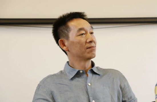 《人民文学》主编施战军