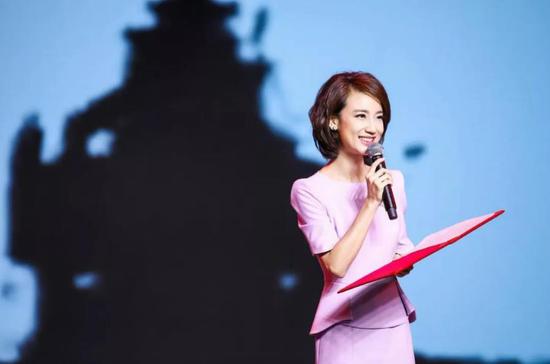 北京广播电视台主持人李杨薇朗诵《五千年文化传统对我意味着什么》