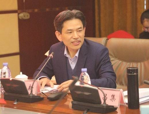 河北大学文学院院长陈双新发言