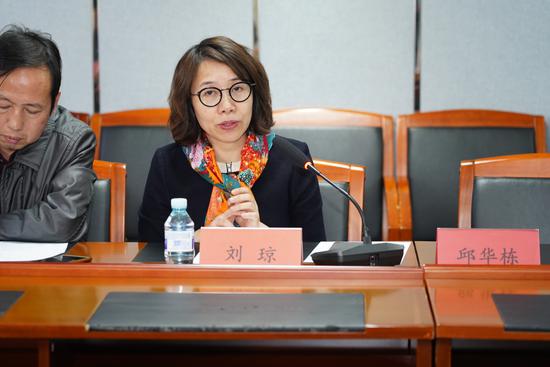 刘琼认为付秀莹写的是我们这个时代的故事