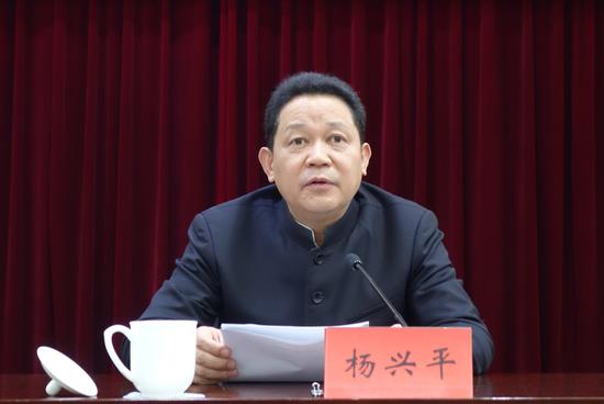 四川省人民政府副省长杨兴平讲话